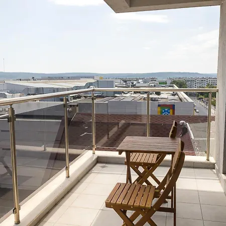 Cozy & Bright 2-br Flat Next To Grand Mall By Flat Mаnаger * Varna