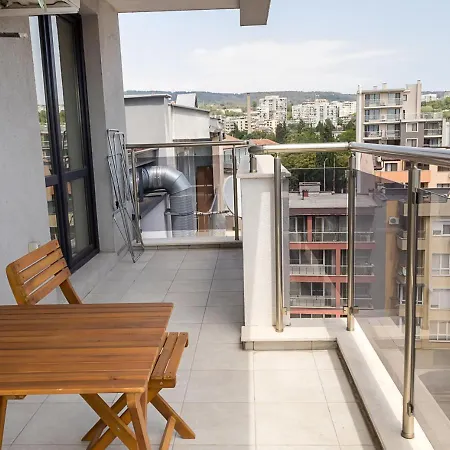 Cozy & Bright 2-br Flat Next To Grand Mall By Flat Mаnаger