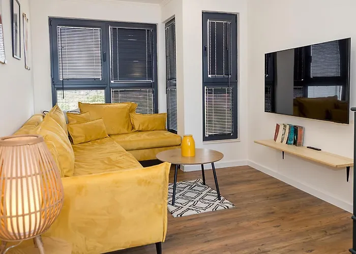 Апартамент Cozy & Bright 2-br Flat Next To Grand Mall By Flat Mаnаger *