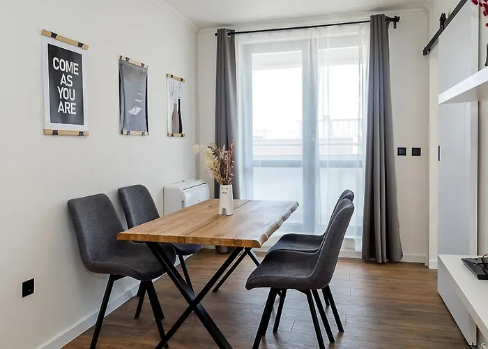 Cozy & Bright 2-br Flat Next To Grand Mall By Flat Mаnаger Апартамент