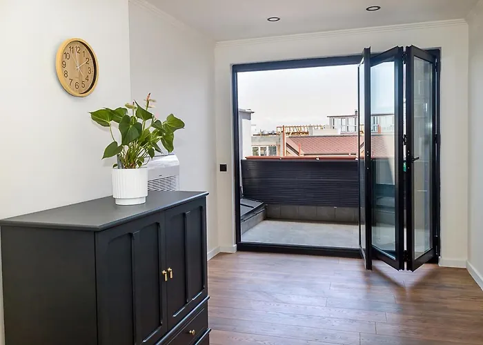 Cozy & Bright 2-br Flat Next To Grand Mall By Flat Mаnаger *